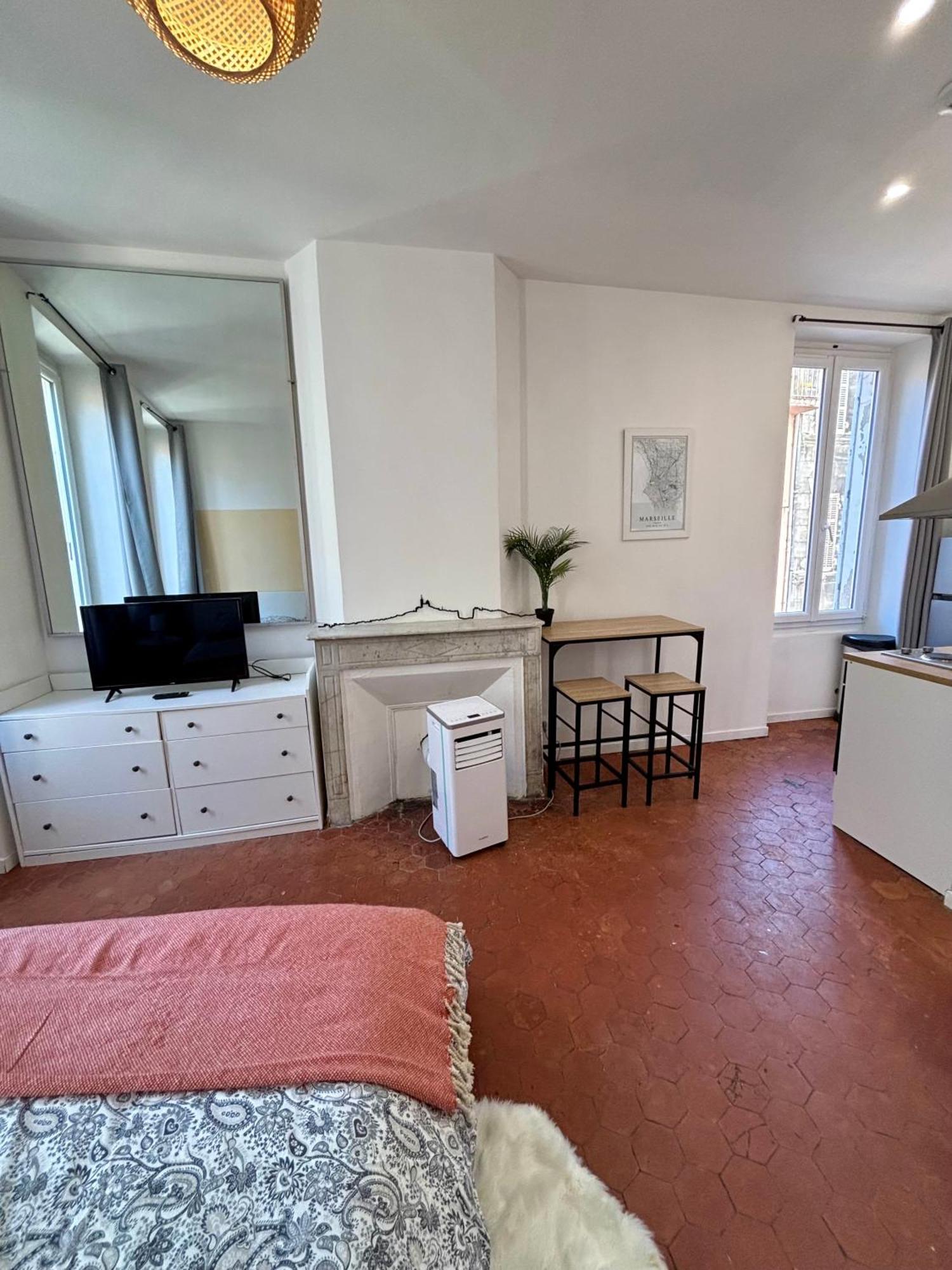 L'Escapade Marseillaise Apartment มาร์กเซย ภายนอก รูปภาพ
